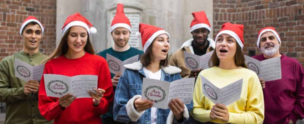 10 villancicos famosos en inglés para practicar y disfrutar esta Navidad